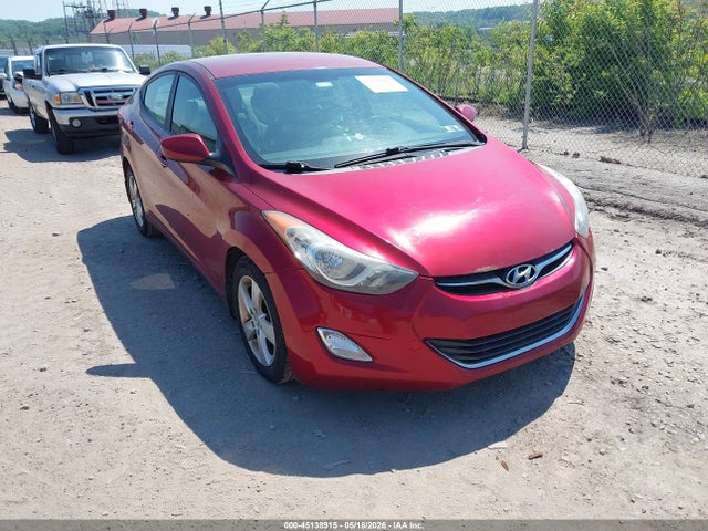 Salvage Hyundai ELANTRA Image
