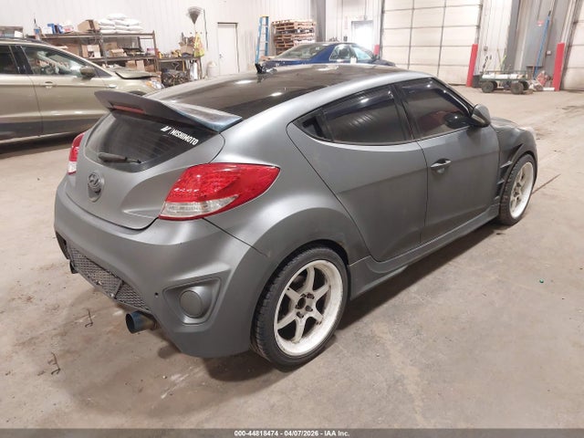 Hyundai VELOSTER Turbo