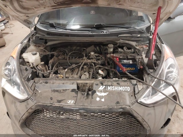 Hyundai VELOSTER Turbo