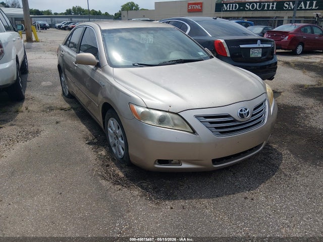 Salvage Toyota Camry Image