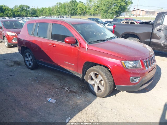 Salvage Jeep Compass Image