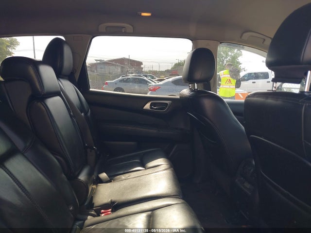 Nissan Pathfinder Sl