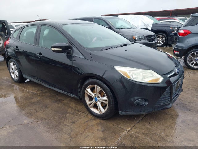 Salvage Ford Focus Image