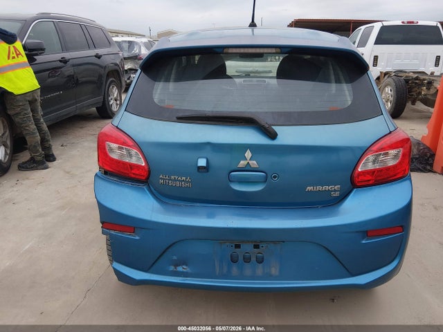 Mitsubishi Mirage Se