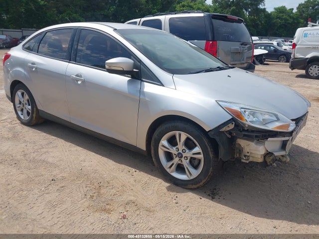 Salvage Ford Focus Image