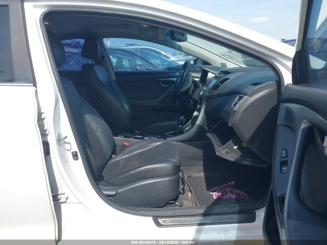 Hyundai ELANTRA Sport
