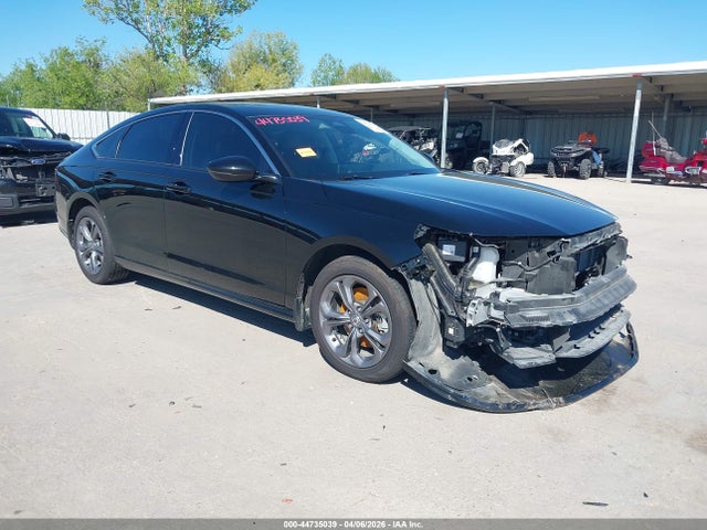 Salvage Honda Accord Image