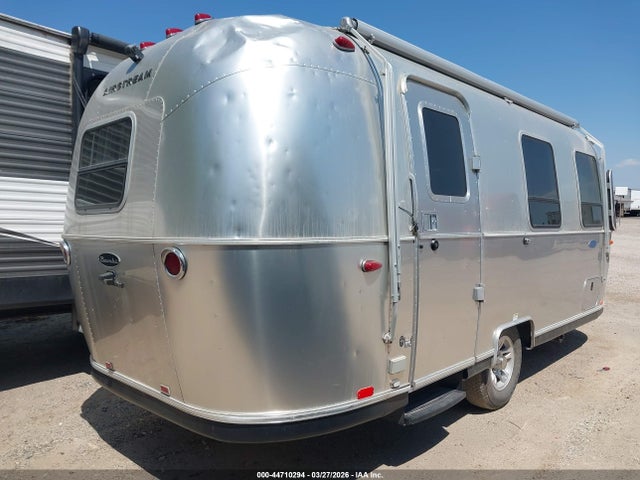 Airstream Ct
