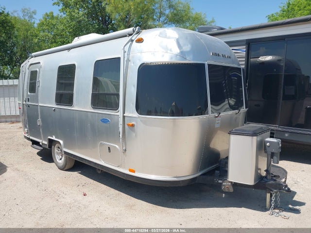 Salvage Airstream Ct Image