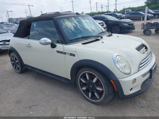 Salvage MINI Cooper S Image