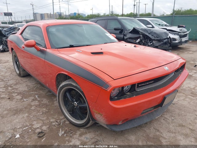 Salvage Dodge Challenger Image