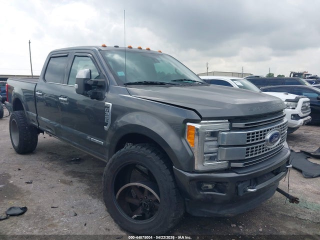 Salvage Ford F-350 Image