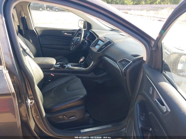 Ford Edge Titanium
