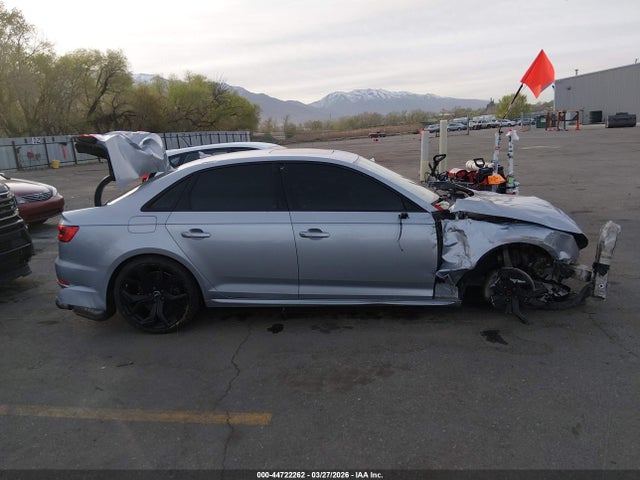 Audi A4 2.0t Season Of Audi Premium