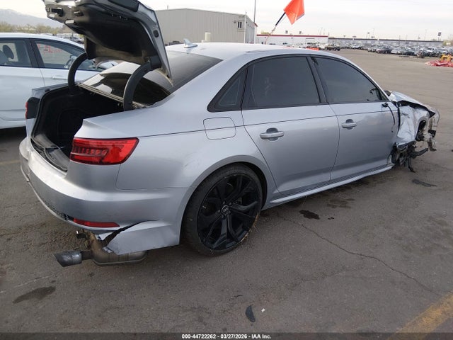 Audi A4 2.0t Season Of Audi Premium