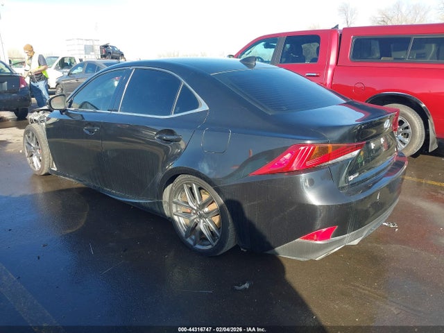 Lexus Is