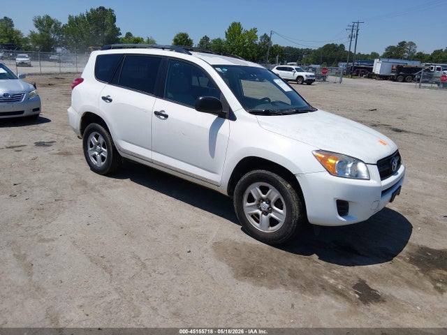 Salvage Toyota RAV4 Image