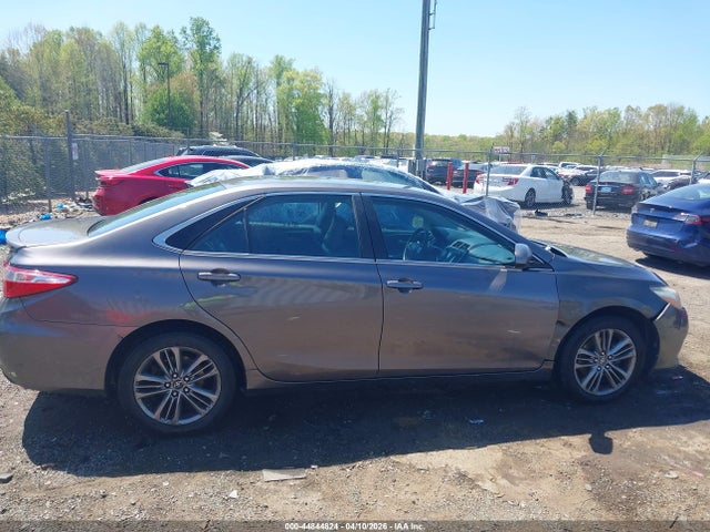 Toyota Camry Se