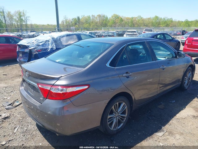 Toyota Camry Se