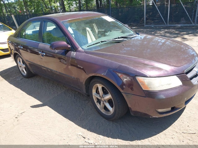 Salvage Hyundai SONATA Image