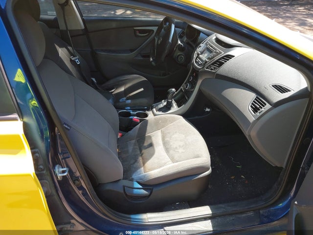 Hyundai ELANTRA Se