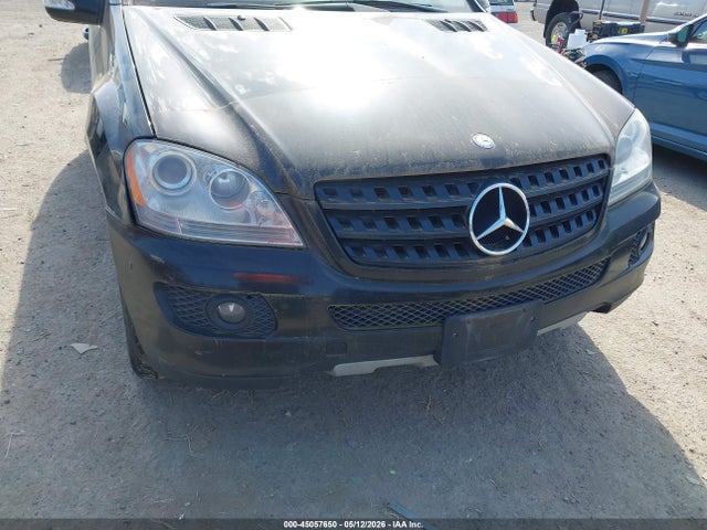 Mercedes-Benz M-Class 4matic