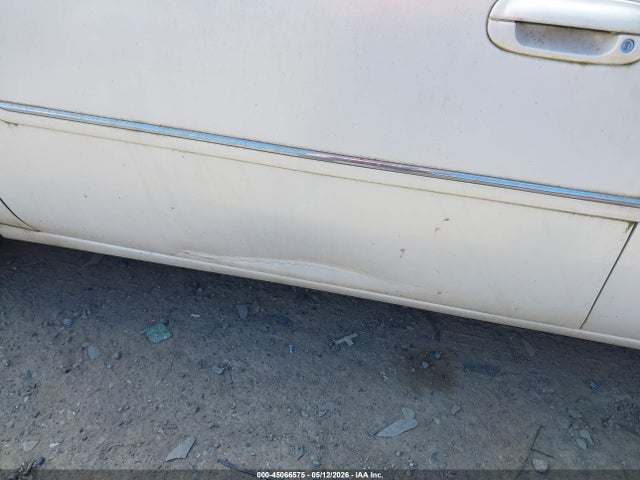 Cadillac DTS Standard