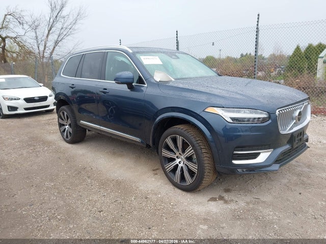 Salvage Volvo XC90 Image