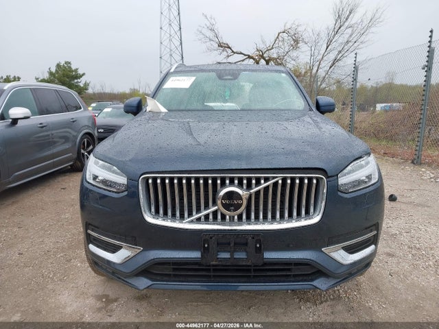 Volvo XC90 B6 Ultimate Bright Theme 6-seater