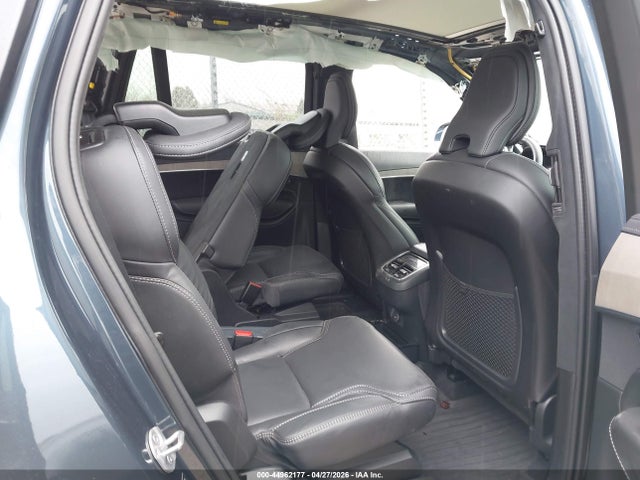 Volvo XC90 B6 Ultimate Bright Theme 6-seater