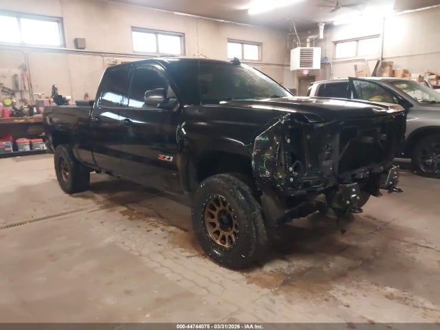 Salvage Chevrolet Silverado 1500 Image