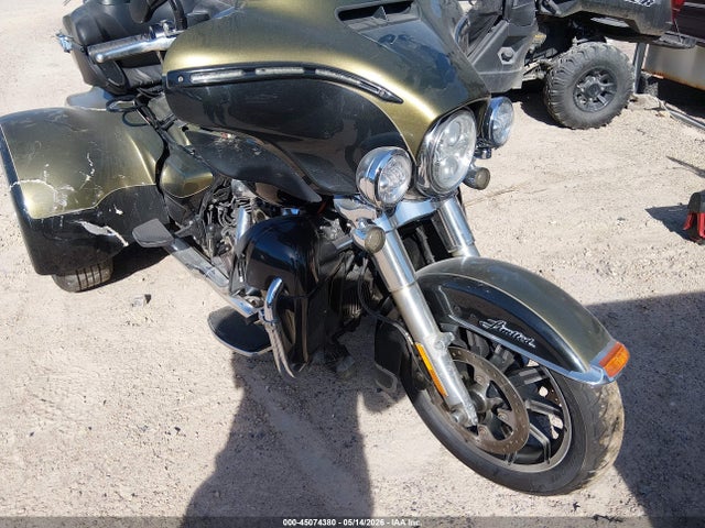 Salvage Harley-Davidson Flhtk Image