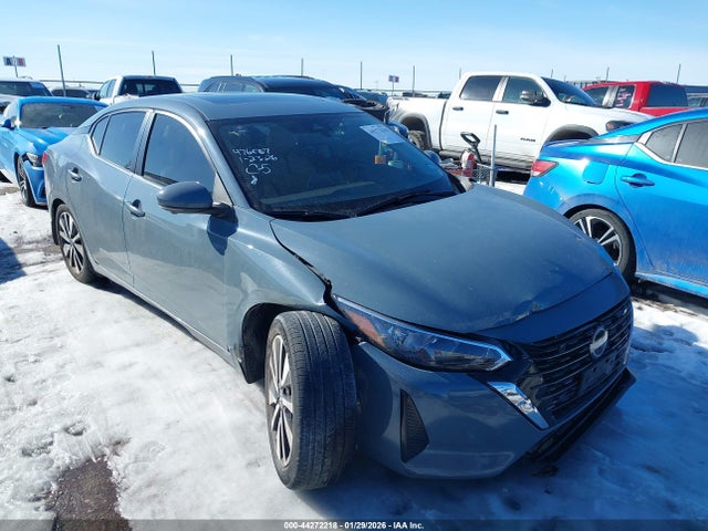 Salvage Nissan Sentra Image