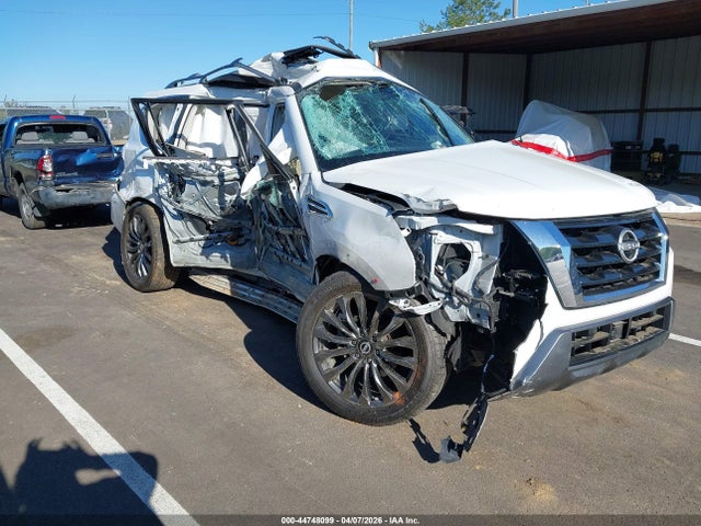 Salvage Nissan Armada Image