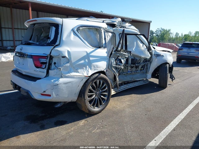 Nissan Armada Platinum 2wd