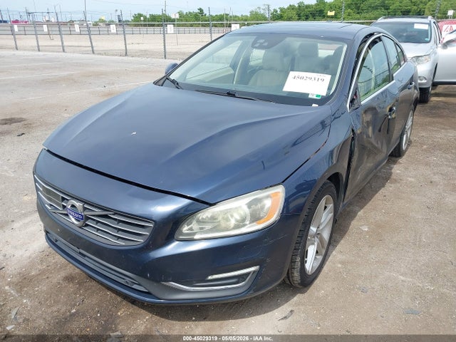 Volvo S60 T5 Platinum