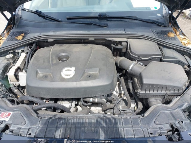 Volvo S60 T5 Platinum