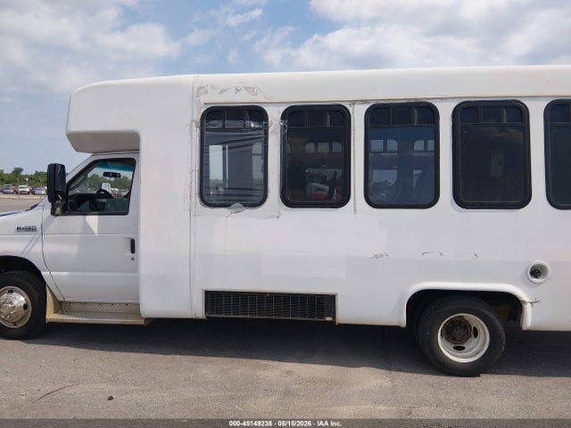 Ford E-450