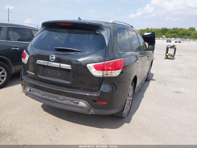 Nissan Pathfinder S