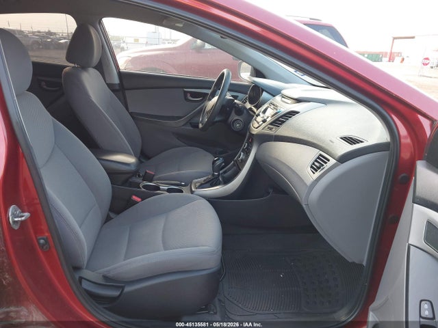 Hyundai ELANTRA Se