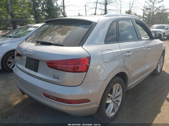 Audi Q3 2.0t Premium