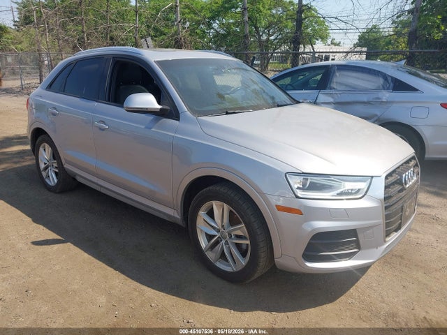 Salvage Audi Q3 Image