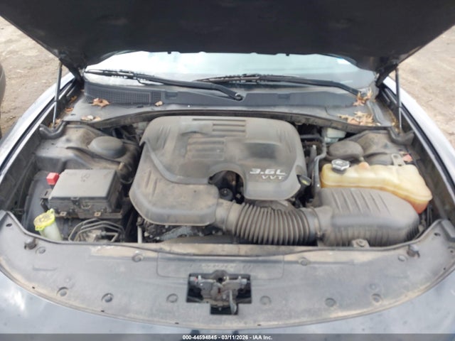 Dodge Charger Sxt