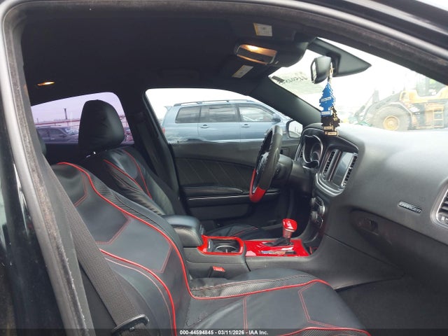 Dodge Charger Sxt