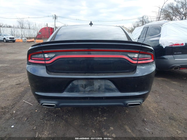 Dodge Charger Sxt