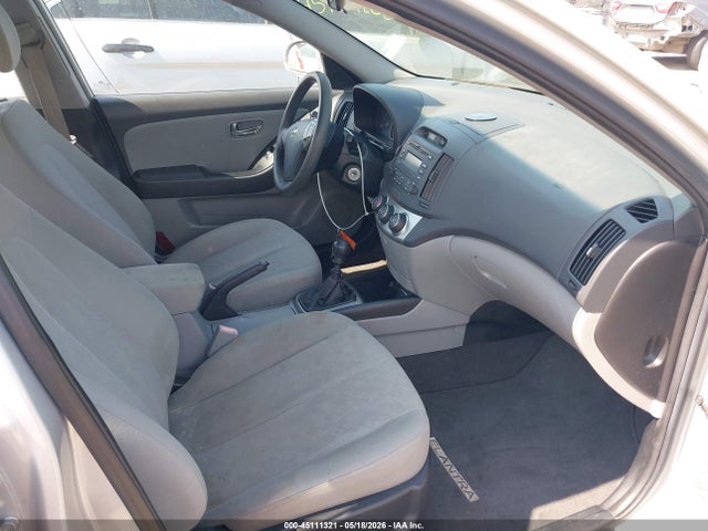 Hyundai ELANTRA Blue