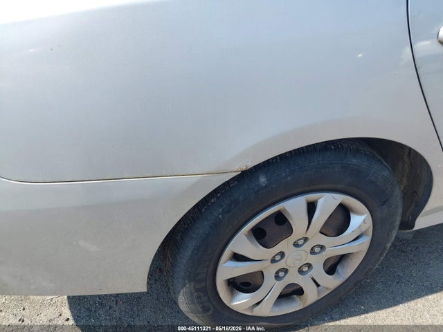 Hyundai ELANTRA Blue