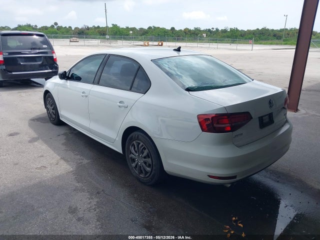 Volkswagen Jetta 1.4t S