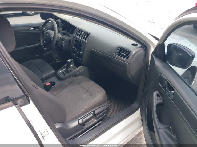 Volkswagen Jetta 1.4t S