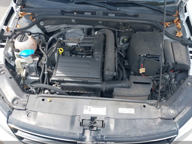 Volkswagen Jetta 1.4t S